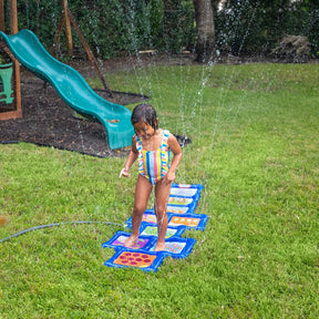 Tapete Aquático Amarelinha com Sprinkler Animal Friends – Little Tikes