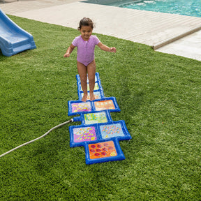 Tapete Aquático Amarelinha com Sprinkler Animal Friends – Little Tikes