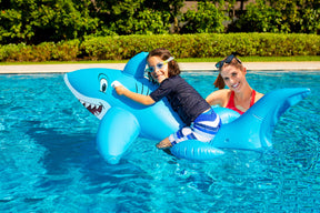 Tubarão Inflável Gigante Ride-On – PoolCandy