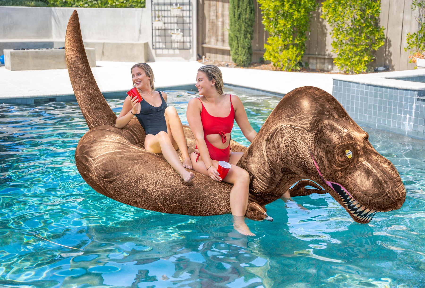Boia Gigante T-Rex para Piscina (2–3 Pessoas)
